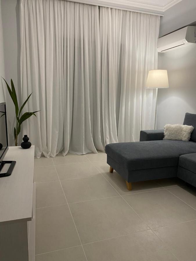 Modern Living In Markopoulo Center Apartment