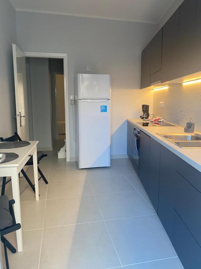 Modern Living In Markopoulo Center Apartment